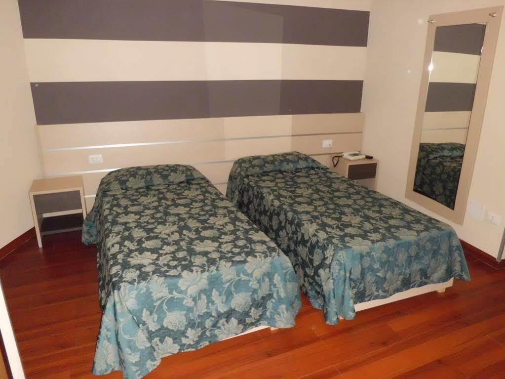 Nuovo Hotel Giardini برا المظهر الخارجي الصورة