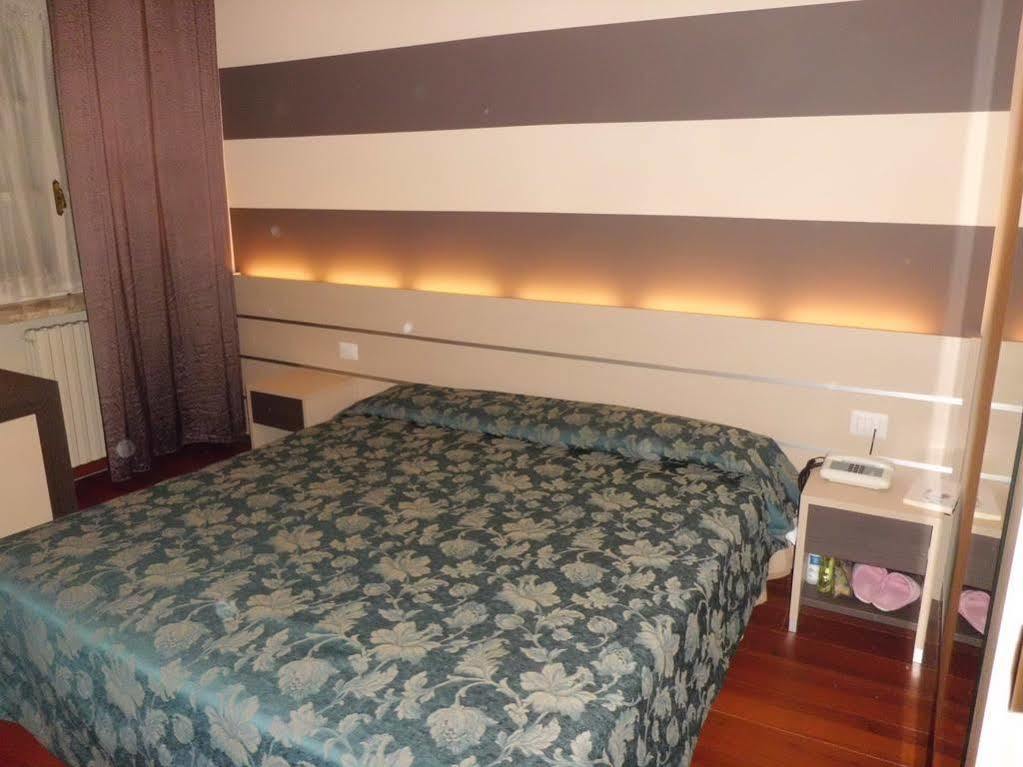 Nuovo Hotel Giardini برا المظهر الخارجي الصورة